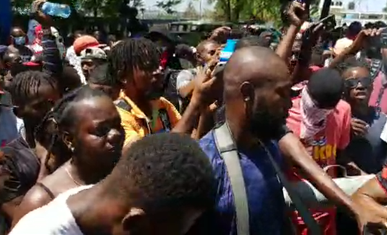 Invasion du commissariat de Delmas 33 par les&nbsp;fantômes