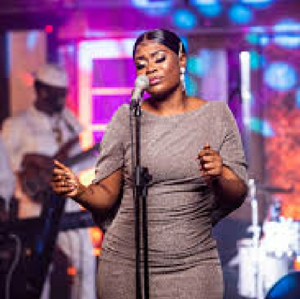 Rutshelle Guillaume, artiste de l&rsquo;année aux Trophées NRJ&nbsp;2021