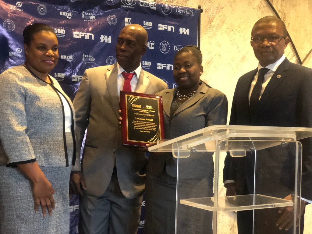La Caisse populaire Succès honorée par la Banque de la République&nbsp;d&rsquo;Haïti