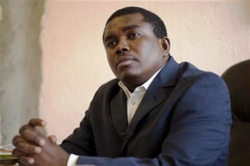 Que dit André Michel sur la décision du gouvernement de hausser le prix du carburant&nbsp;?