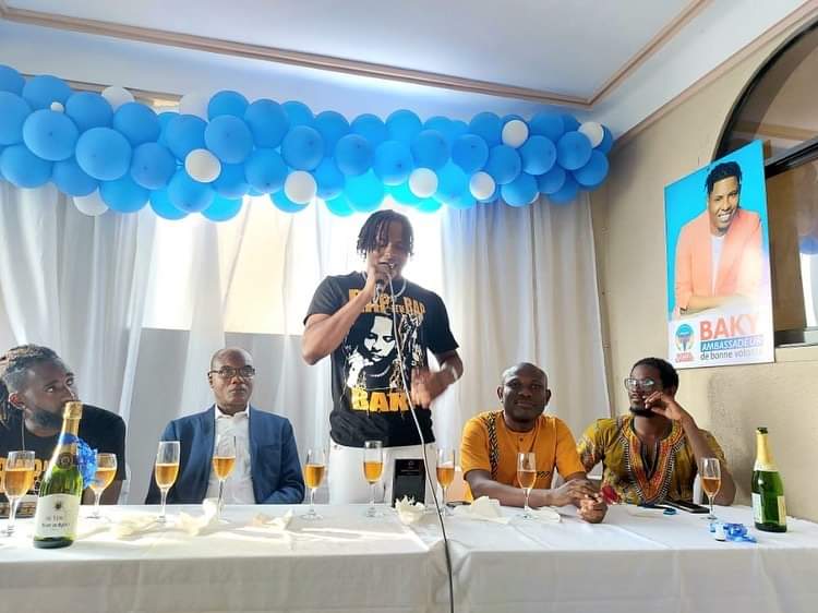 Baky a remis deux millions de gourdes à la ville des&nbsp;Cayes