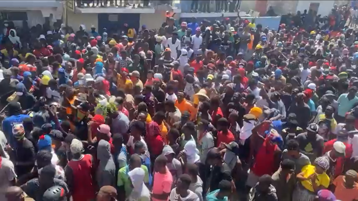 La population des Gonaïves apporte un démenti au gouvernement qui dit avoir le contrôle de la situation en&nbsp;Haïti