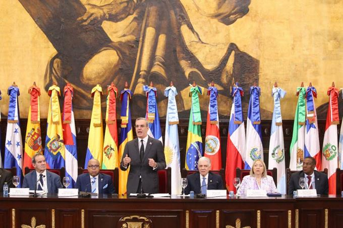 &laquo;&nbsp;Il n&rsquo;y a pas de démocratie sans sécurité citoyenne&nbsp;&raquo;, dixit le président&nbsp;dominicain