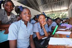 Port-au-Prince : Des élèves retournent en salle de&nbsp;classe