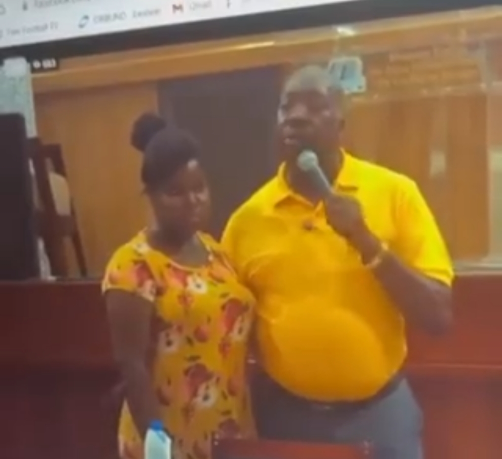 Armel Lafleur affiche son indécence en&nbsp;public