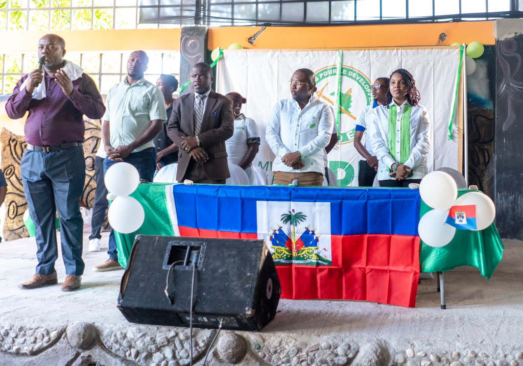 Claude Joseph en campagne dans le Sud du pays
