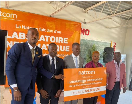 Le 14 février 2023, Natcom remet un laboratoire informatique au Lycée du Bicentenaire de Saint-Marc
