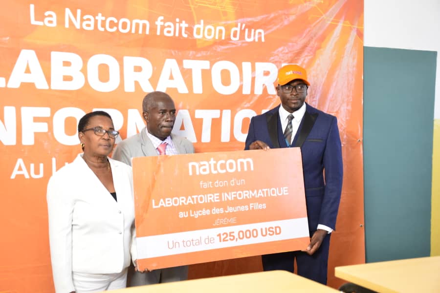 La Natcom dote le lycée des Jeunes Filles de Jérémie d’un laboratoire&nbsp;informatique