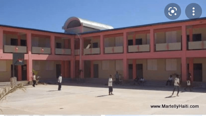 Le Lycée de Thiotte en piteux état
