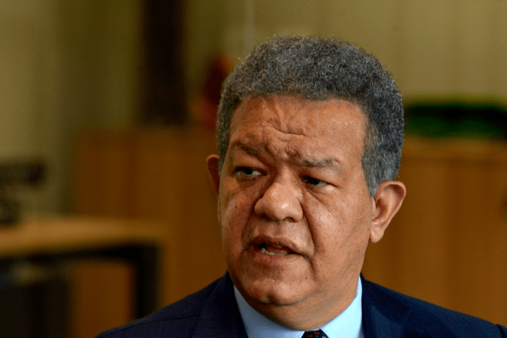 République dominicaine : Leonel Fernandez fustige le leadership du président&nbsp;Abinader
