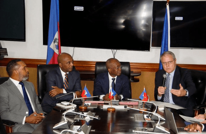 Éducation : 18 millions d’euros pour faire quoi directement ?