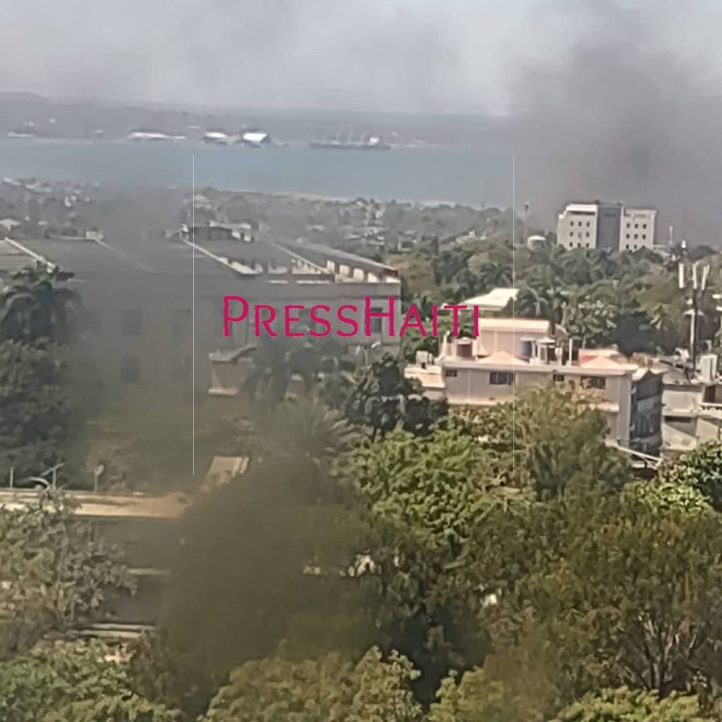 Vives tensions à Port-au-Prince après que le Premier ministre eût confirmé son pouvoir jusqu’en&nbsp;2026.