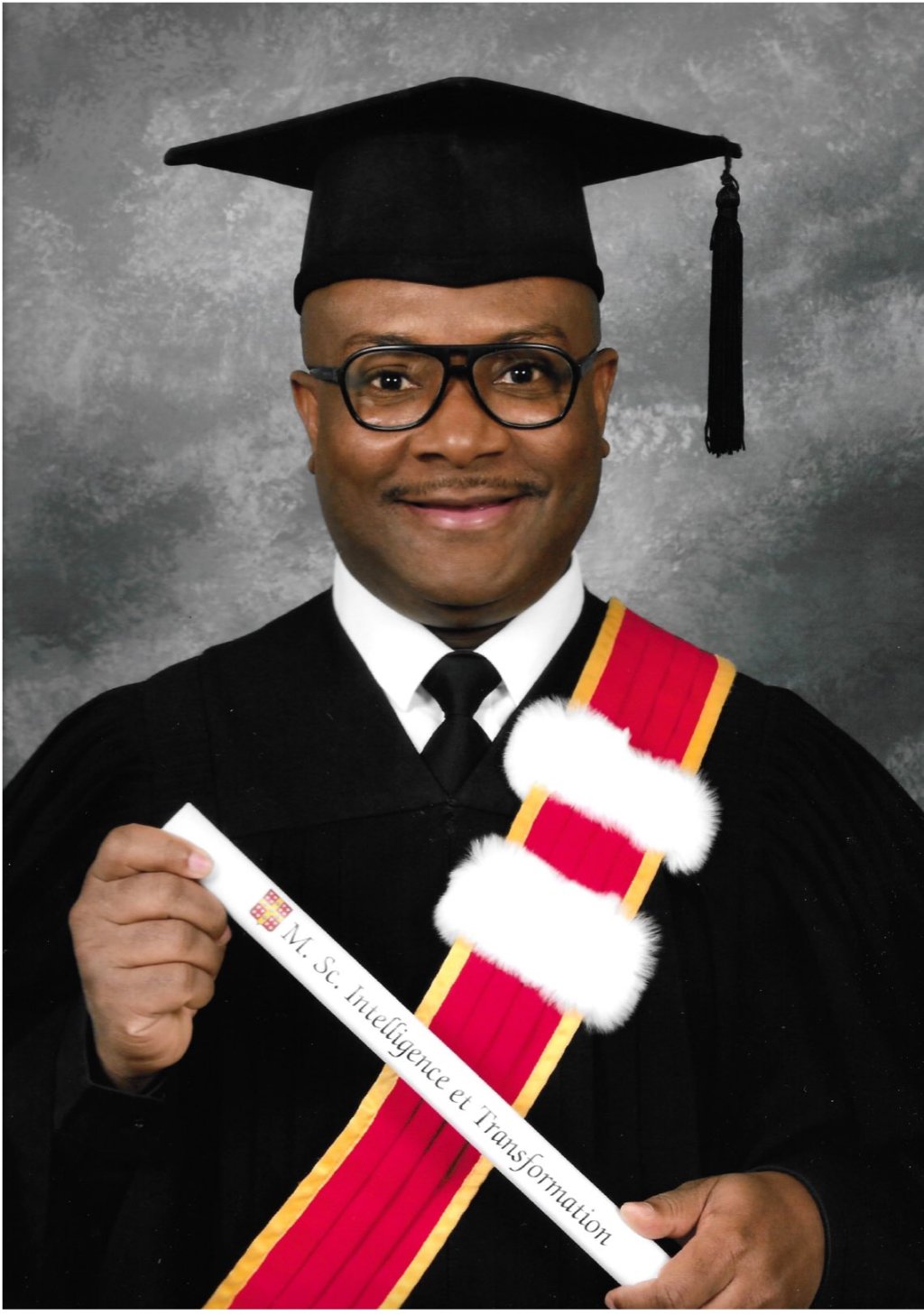 Robenson Alphonse obtient une maitrise en en Intelligence et Transformation
