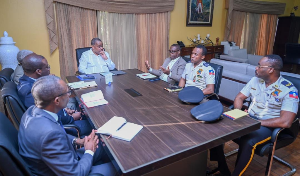 Le gouvernement veut montrer ses dents contre la&nbsp;corruption