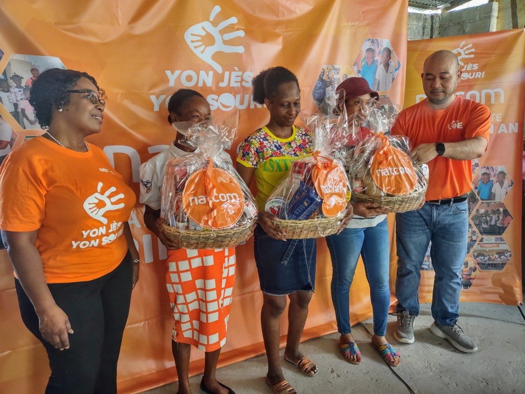 Intervention humanitaire de la Natcom à Morne Hercule à travers le programme « Yon Jès Yon Souri&nbsp;»