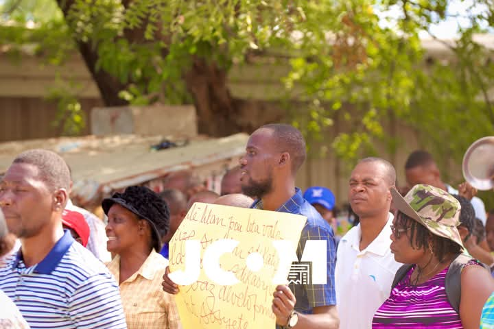 Crise Éducative à Jérémie : Enseignants et Élèves Ensemble dans la&nbsp;Contestation