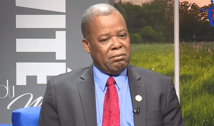 Alfredo Antoine accuse Samuel Madistin de corruption et de vol&nbsp;d’héritage