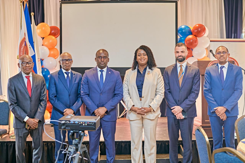 Un séminaire de formation à l’intention des stagiaires de l’ENAF sur la lutte contre la&nbsp;corruption