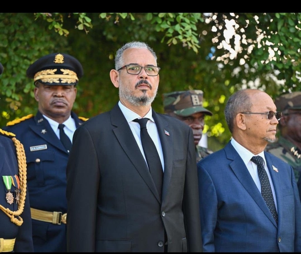 18 novembre : Le Premier ministre Fils-Aimé dit avoir fait des efforts pour moderniser l&rsquo;armée&nbsp;d&rsquo;Haïti
