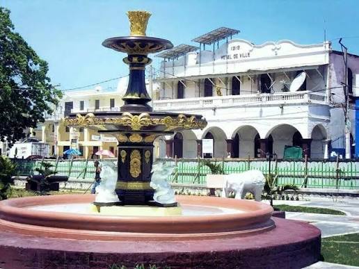 Plus de 2000 personnes réfugiées à Saint-Marc, la mairie appelle à&nbsp;l&rsquo;aide