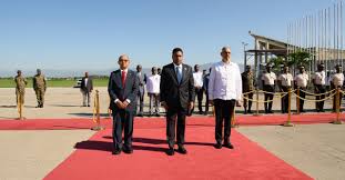 Des voyages officiels qui ressemblent de plus en plus à un&nbsp;gaspillage