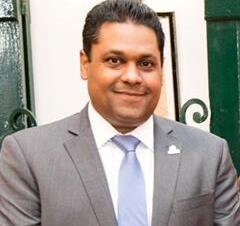 Échec d’une nouvelle résolution contre Laurent Saint-Cyr au sein du&nbsp;CPT