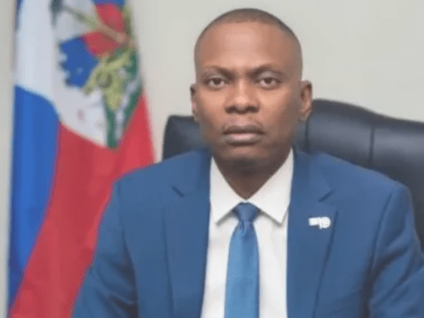 Un ancien directeur général des douanes recherché par la&nbsp;police