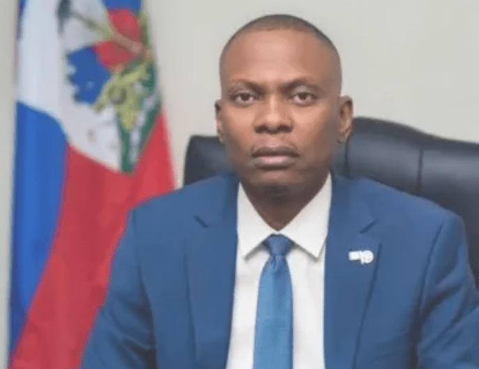 Un ancien directeur général des douanes recherché par la&nbsp;police