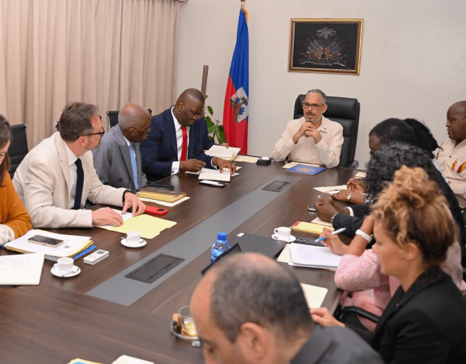 Sécurité et réinsertion : une stratégie globale pour restaurer l’autorité de&nbsp;l’État