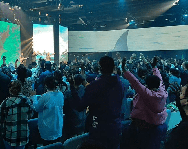 Toute église qui prêche de fausses doctrines éloigne les fidèles de Jésus, selon un&nbsp;pasteur