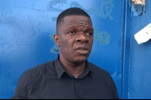 Me Arnel Remy distribue de la nourriture aux mineurs détenus à Delmas&nbsp;33