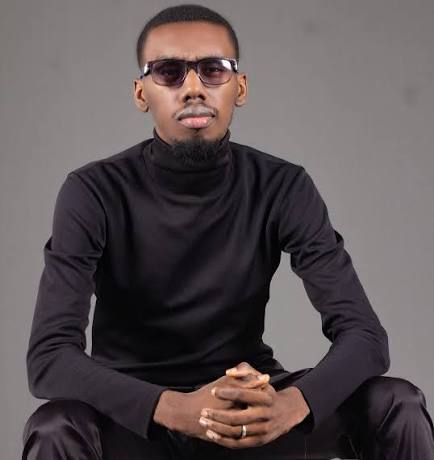 Fre Gabe dénonce les escroqueries de&nbsp;Bossbens